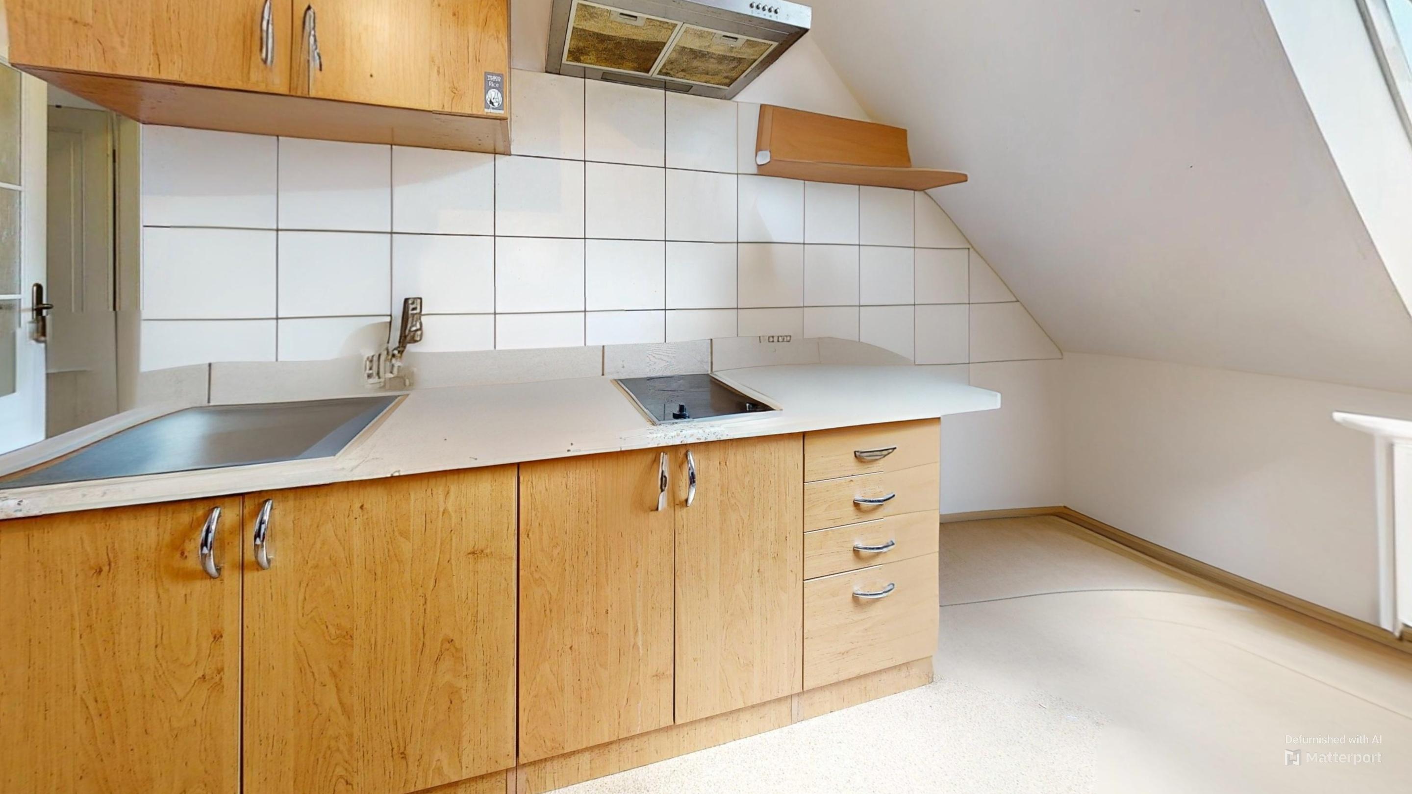bytovy-dum-kaspara-maleho-bechyne-kitchen-defurnished