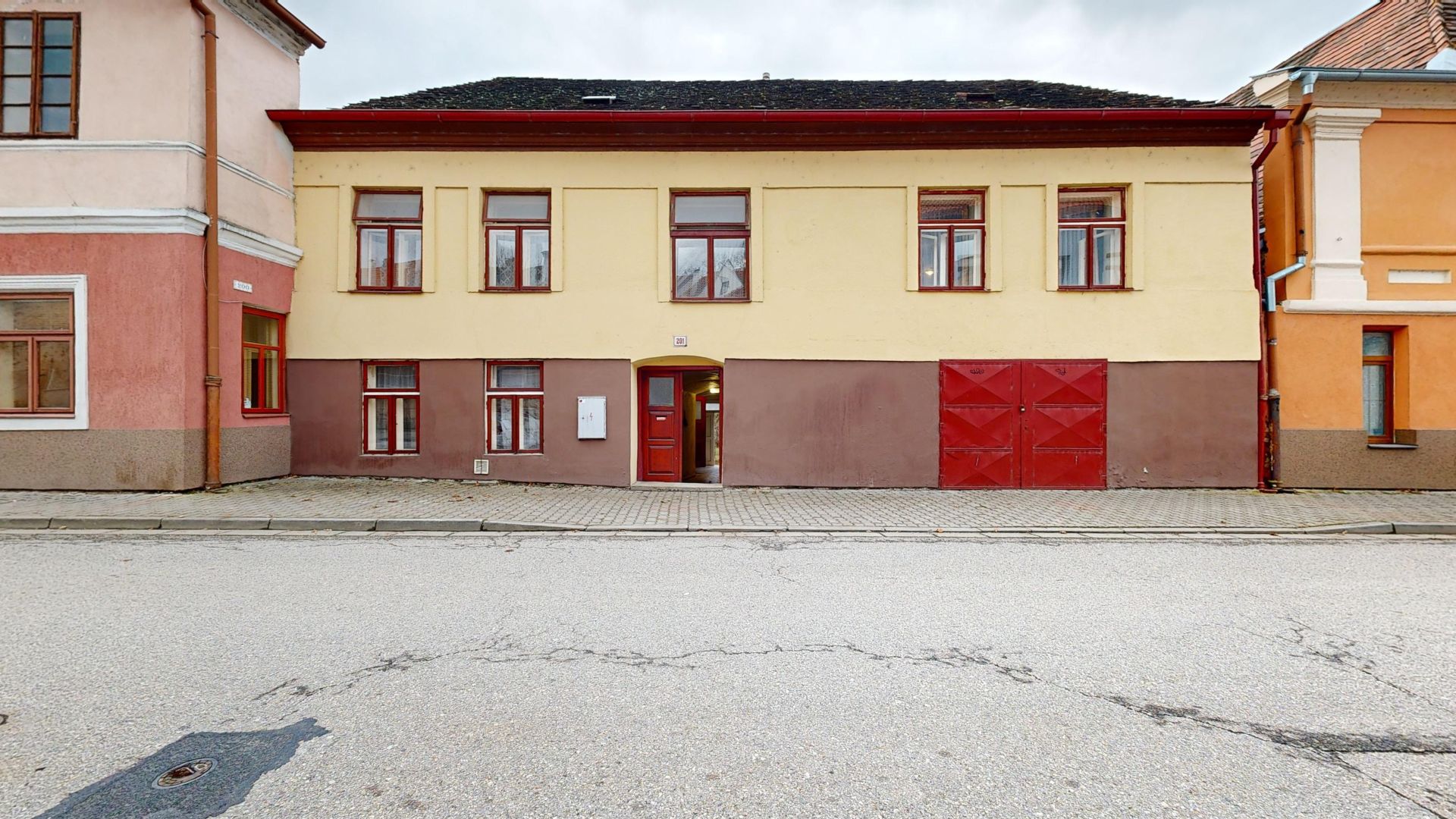 TÝN NAD VLTAVOU - PRODEJ RODINNÉHO DOMU