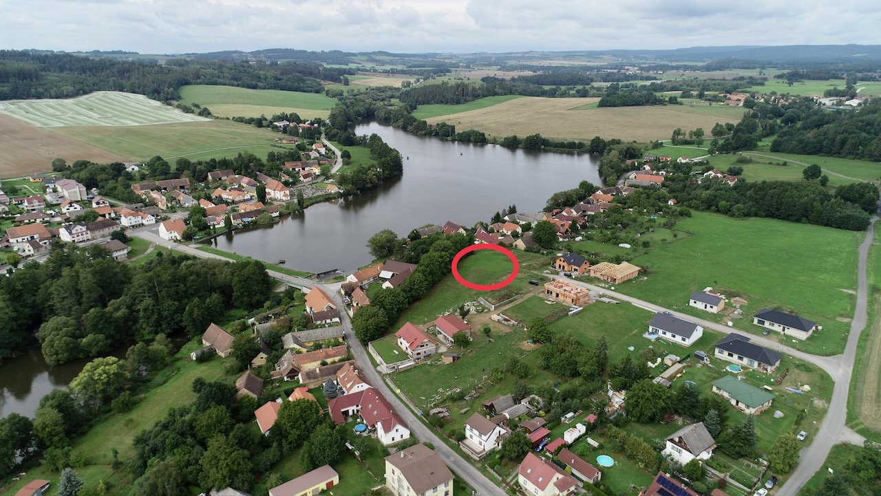 LNÁŘE - PRODEJ STAVEBNÍ PARCELY