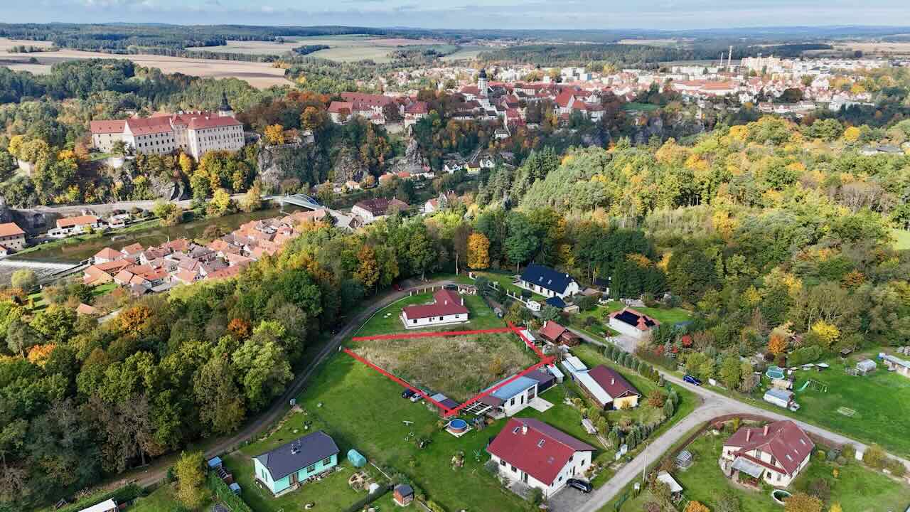 BECHYNĚ - STAVEBNÍ PARCELA