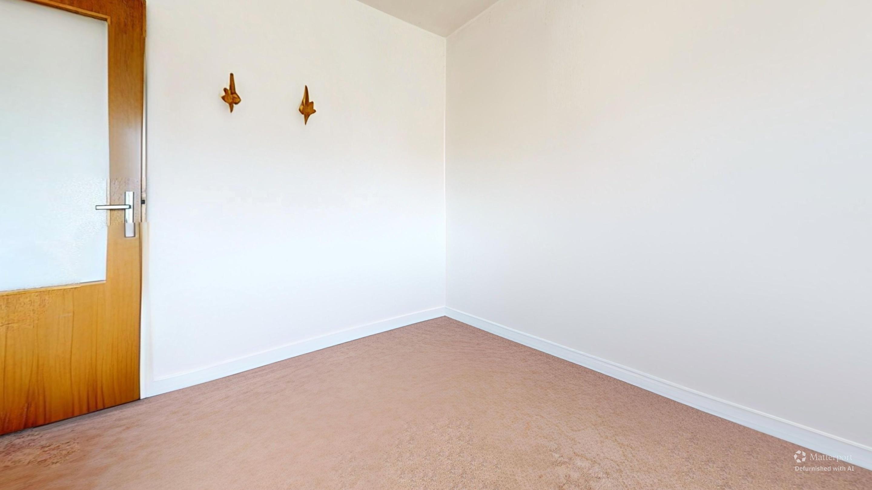rd-havlickova--bedroom-defurnished_3
