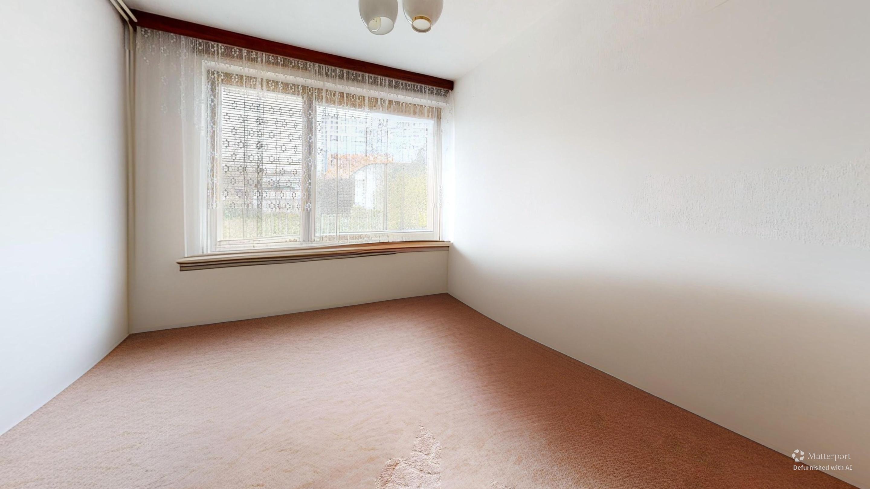 rd-havlickova--bedroom-defurnished_5