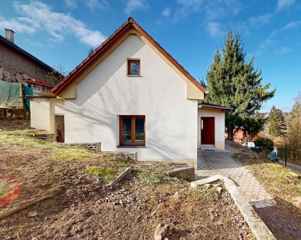 KOLODĚJE NAD LUŽNICÍ - PRODEJ RODINNÉHO DOMU
