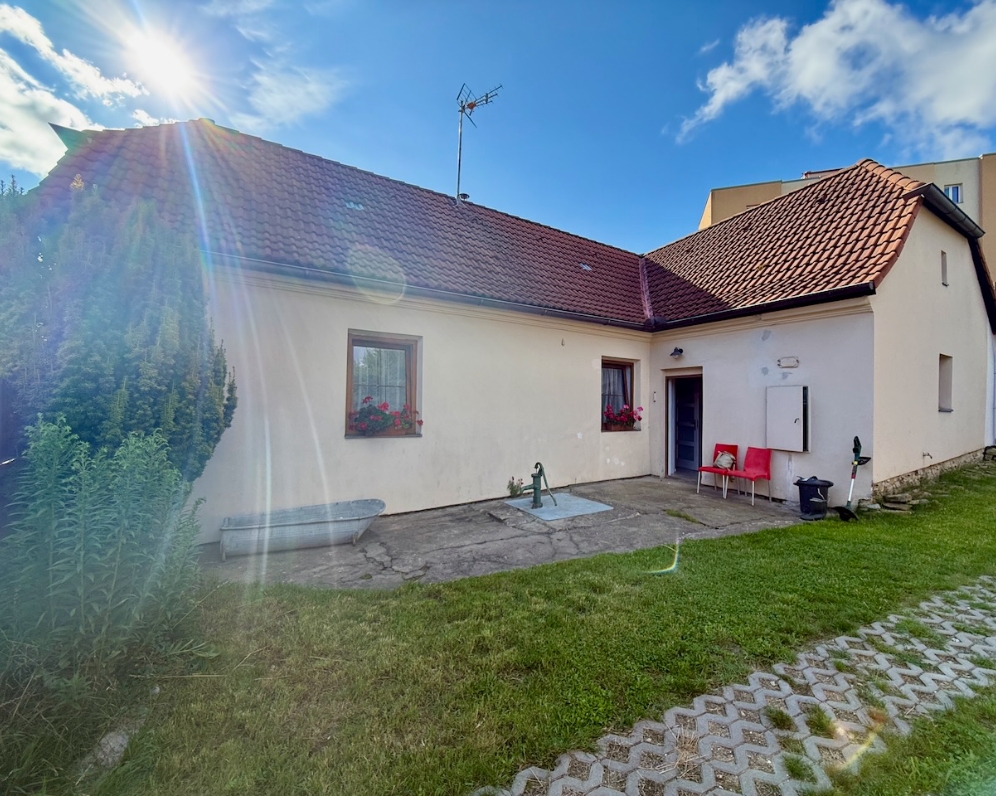 MILEVSKO - PRODEJ RODINNÉHO DOMU SE ZAHRADOU A GARÁŽÍ