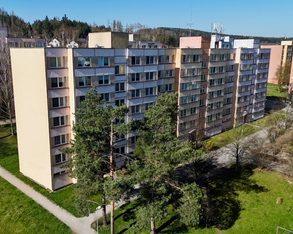TÝN NAD VLTAVOU - PRODEJ BYTU 3+1